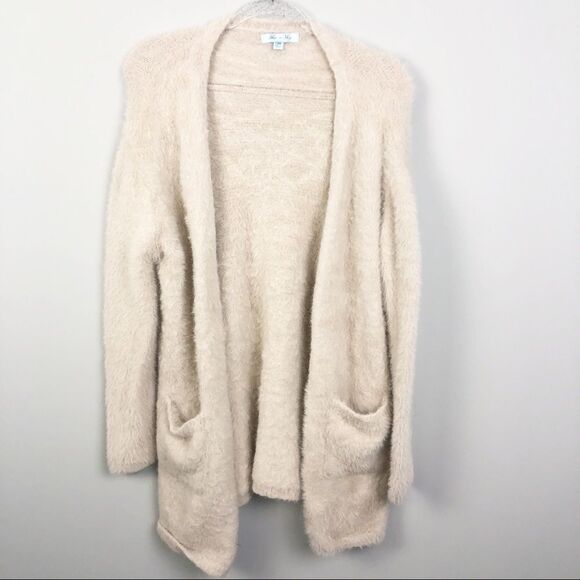 SHE + SKY | Beige Fuzzy Plush Open Front Cardigan Sweater Women’s Size S/M - Picture 1 of 5